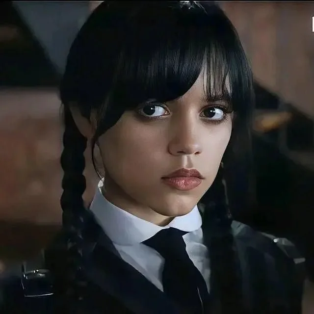 Венздей Аддамс