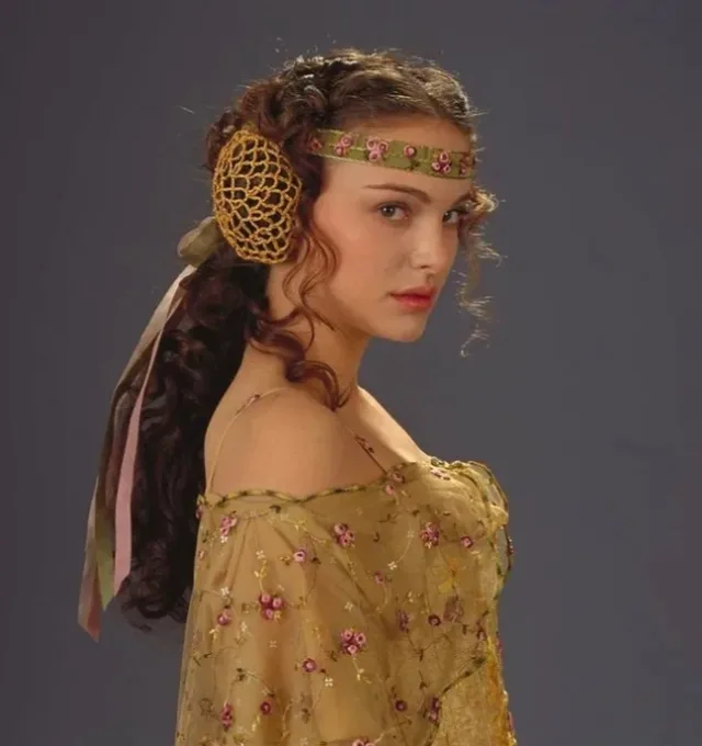 Падмия Амедала